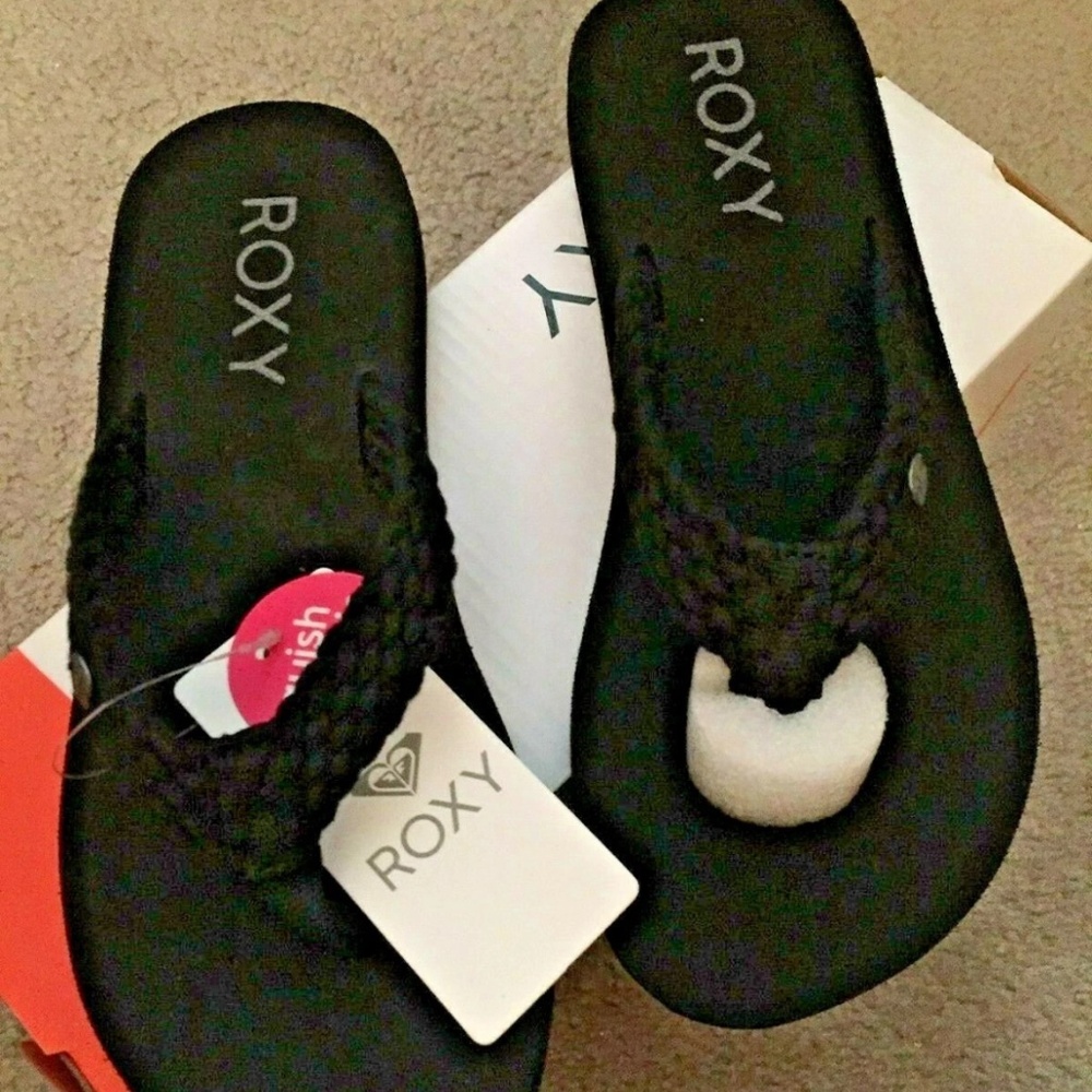 Roxy New In Box Black Flip Flops